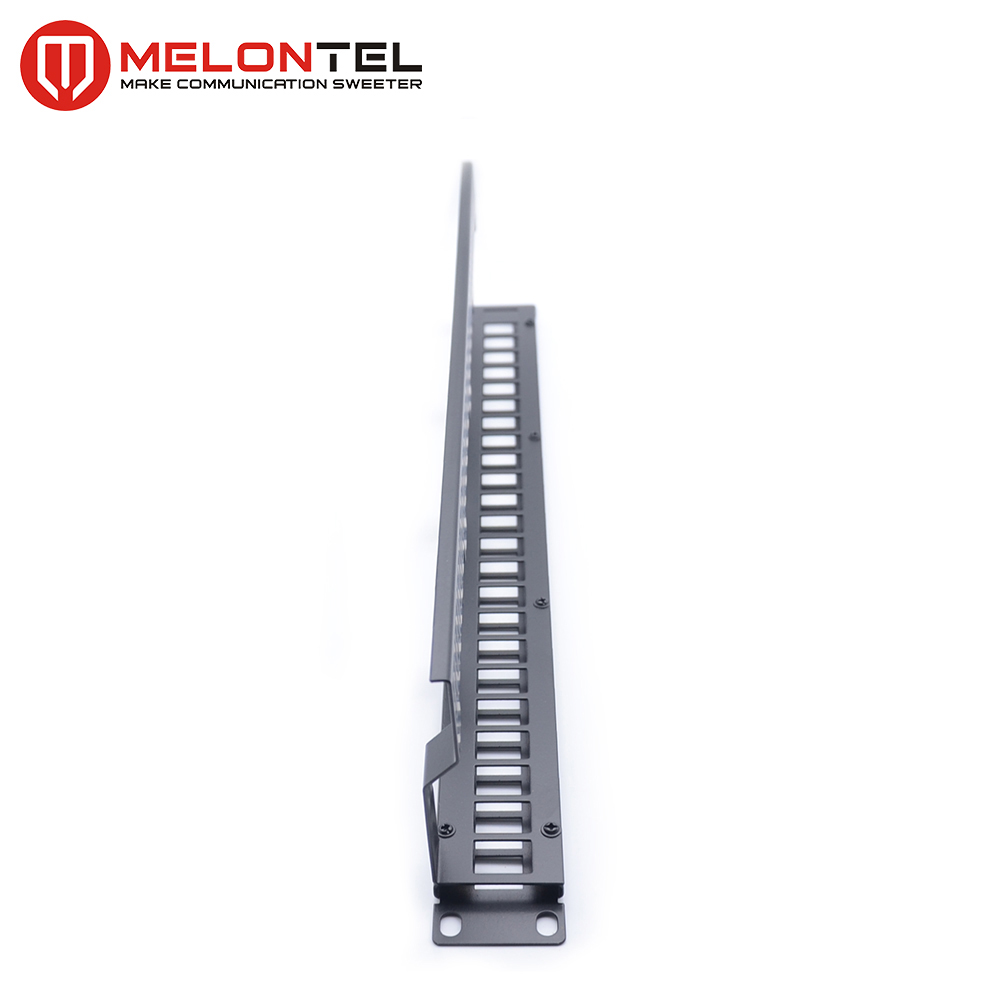 MT-4201 24 Port Unloaded Blank Patch Panel with Cable Manager