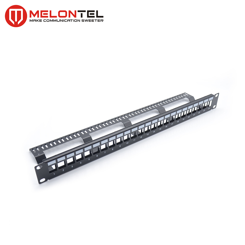 MT-4201 24 Port Unloaded Blank Patch Panel with Cable Manager