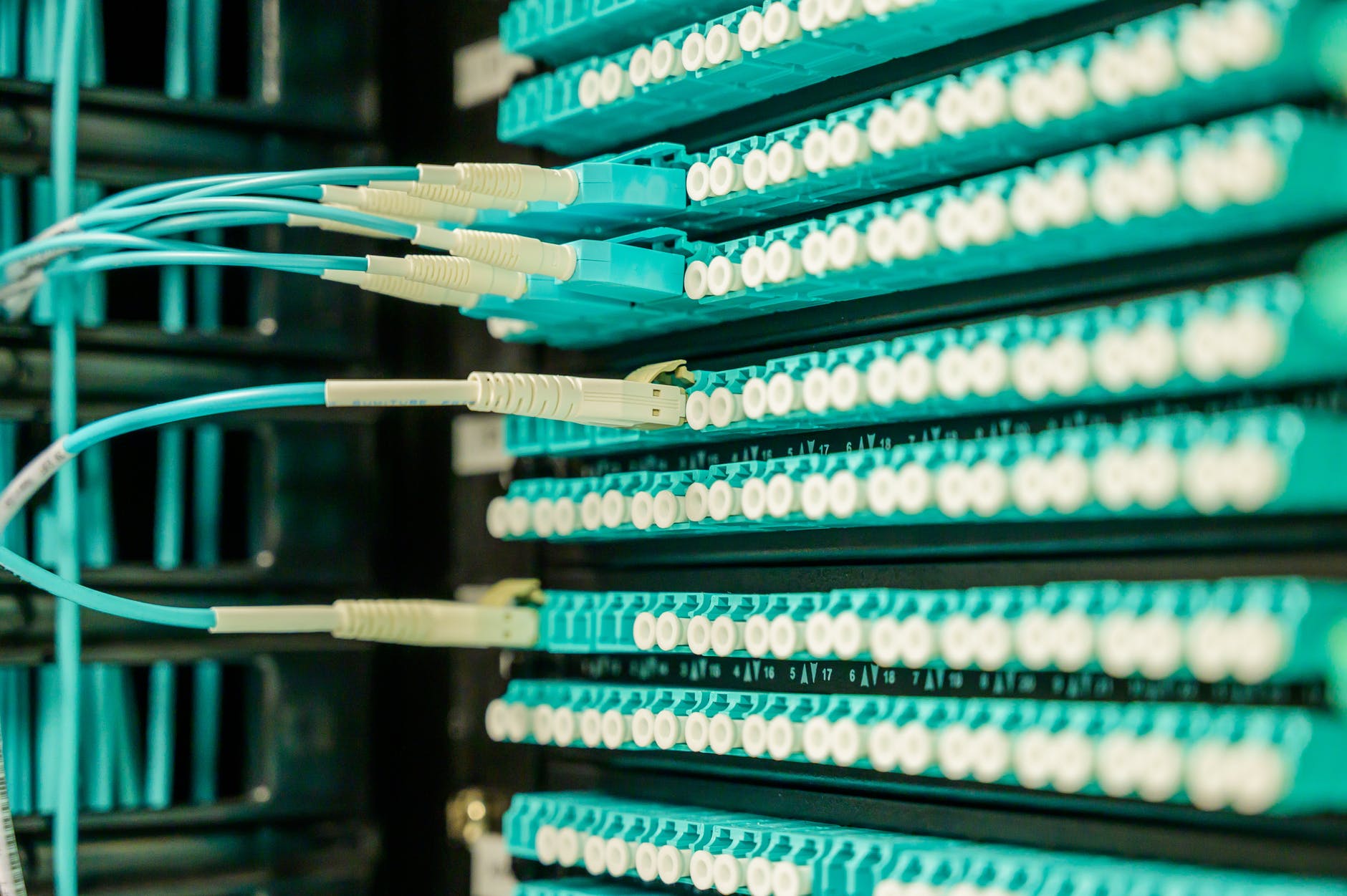 83-3-fiber optic patch cable